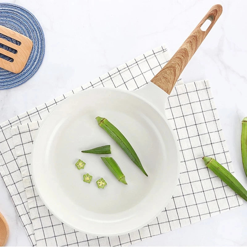 White Ceramic Frying Pan Korean Cookware Set Pot and Non Stick Cooking Pan Set Breakfast Deep Fryer Japanese Kitchen Enamel Pan
